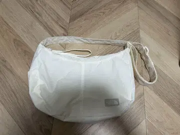 The North Face 화이트 숄더백