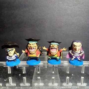 ONEPIECE 원피스 애니캐러 히어로즈 검은 수염 해적단 4세트