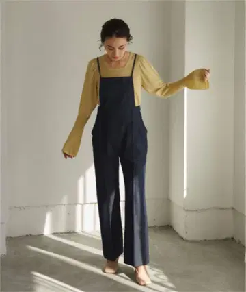 EMMEL REFINESEM 데님 라이크 에이프런 살로펫 NAVY/M