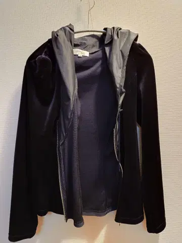 벨벳 후드 부착 아우터 사이즈 40