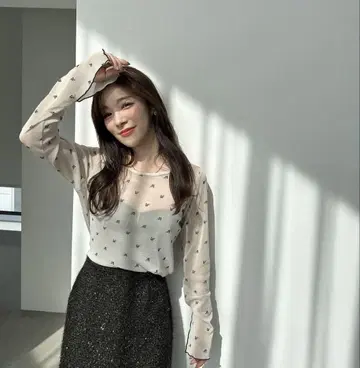 aimeine 오리지널 플로키 튤 풀오버