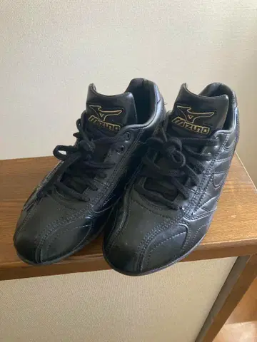 Mizuno 블랙 스파이크 슈즈 25cm