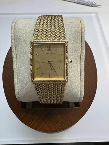 SEIKO 돌체 QZ 중고품