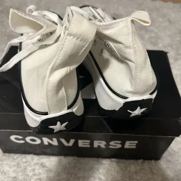 [레어] CONVERSE 화이트 하이컷 스니커즈 22.5