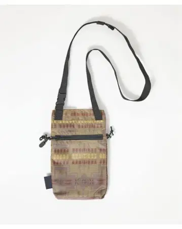 PENDLETON 펜들턴 하딩 캠퍼스 넥 파우치 새상품