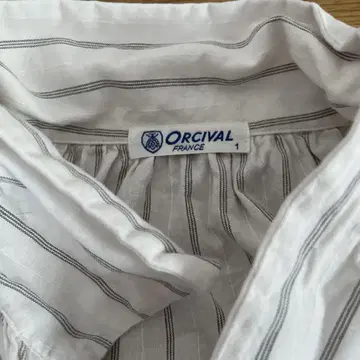 오르치발 블랙 화이트 스트라이프 셔츠