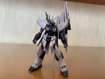 HG 페이크 뉴 건담