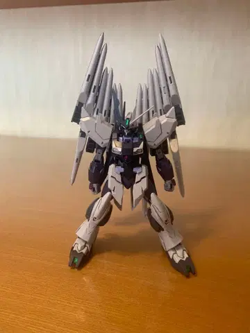 HG 페이크 뉴 건담