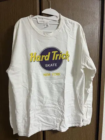 GILDAN Hard Trick SKATE 긴팔 T셔츠
