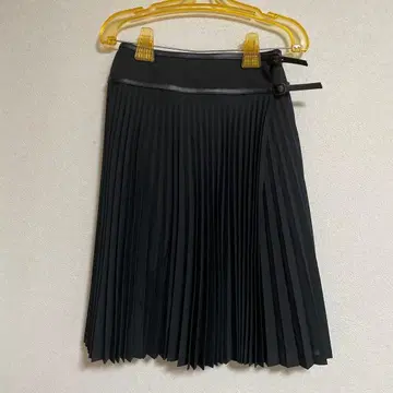 플리츠 스커트 블랙 벨트 Michael Kors 사이즈 2