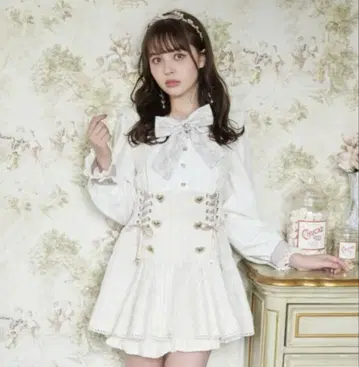 리즈리사 메시지 리본 트위드 셋업 화이트