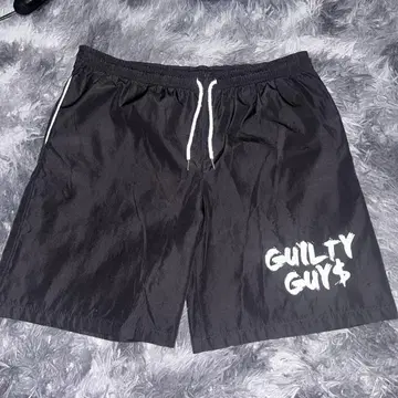 GUILTY GUYS 하프 팬츠
