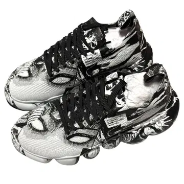 이토 준지 x MIKIOSAKABE 한정판 콜라보 스니커즈 토미에