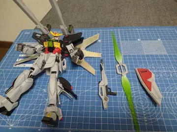 1/100 건담 DX (정크)