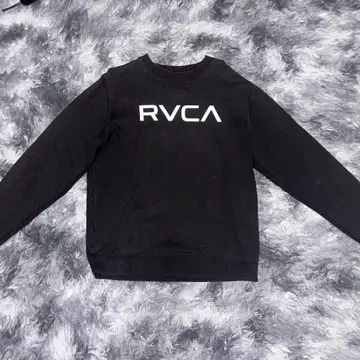 RVCA 트레이닝복