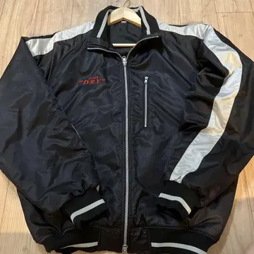 SUPER DRY 블랙 자켓