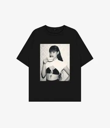 만트라 JENNIE 오버사이즈 티셔츠 만트라