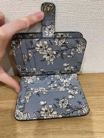 훌라 FURLA 지갑 BABYLON S 꽃무늬 나비 스카이블루