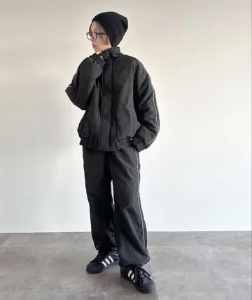 블랙 후드 부착 자켓 M 사이즈