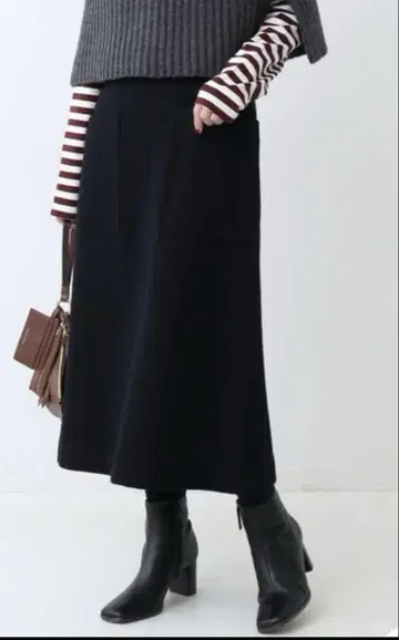 Spick and Span 비버 멜톤 트라페즈 스커트 36