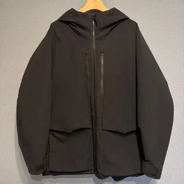 유니클로 UNIQLO 하이브리드 다운 후드티 (3D 컷) XL 사이즈