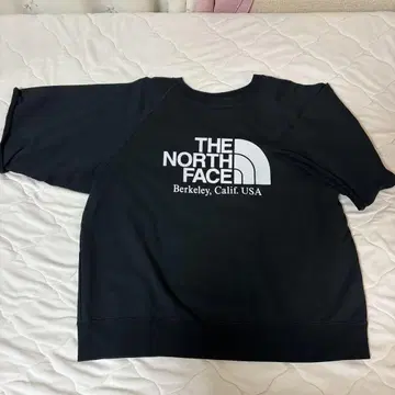 THE NORTH FACE 블랙 맨투맨