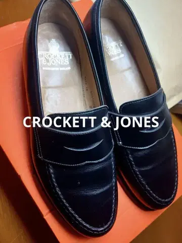 CROCKETT & JONES 블랙 로퍼
