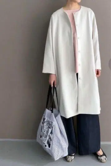 비어즐리 더블 크로스 마르코 코트 화이트