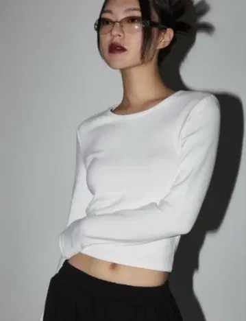 [ MADE ] 포키즈 크롭 긴팔 T셔츠 여성용