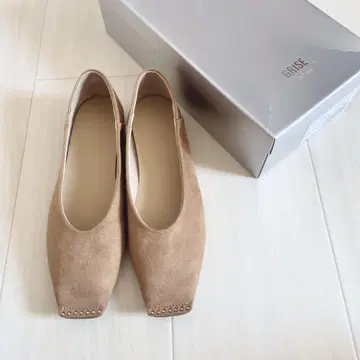 LE TALON 스퀘어 스터드 플랫슈즈