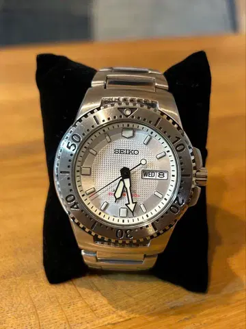 레어! SEIKO DIVER'S 화이트 나이트