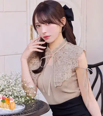 미셸 마카롱 레이스 스칼라 니트탑