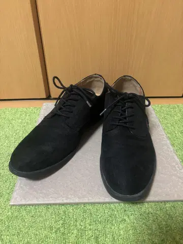 블랙 스웨이드 레이스업 슈즈