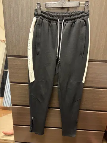 PVOT 블랙 조거 팬츠 S 사이즈