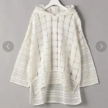 새상품급 누키테파 후드 부착 레이스 블라우스 니트 풀오버 꽃무늬 후드티