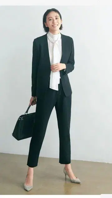 안피로 뷰티 무브 자켓 & 팬츠 셋업