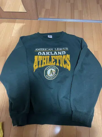 Oakland Athletics 트레이닝복 맨투맨