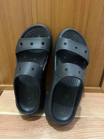 크록스 크러쉬 샌들