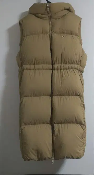 타미힐피거 롱 다운 베스트