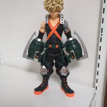 히로아카 바쿠고 카츠키 피규어