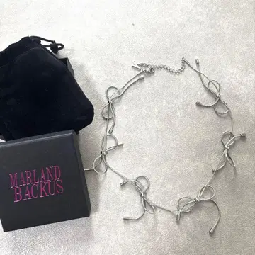 Marland Backus 마를랜드 바커스 리본 Bow 목걸이