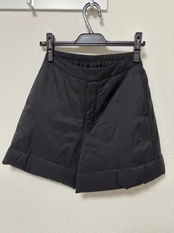 링커블 퍼프 숏팬츠