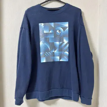 UNITED TOKYO SALOTEZUMO 콜라보 전사 풀오버 맨투맨