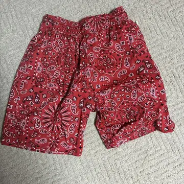 반다나 패턴 빨간색 숏팬츠 M