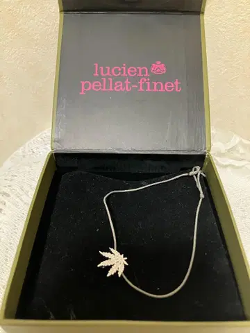 lucien pellat-finet 잎 모티브 팔찌