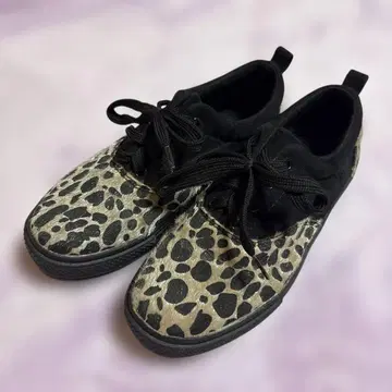 레오파드 무늬 송치 캐주얼 스니커즈 23.5~24cm M 사이즈