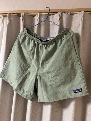 patagonia 올리브 그린 숏팬츠