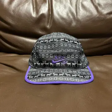 NIKE SB 눈꽃 패턴 루돌프 제트캡