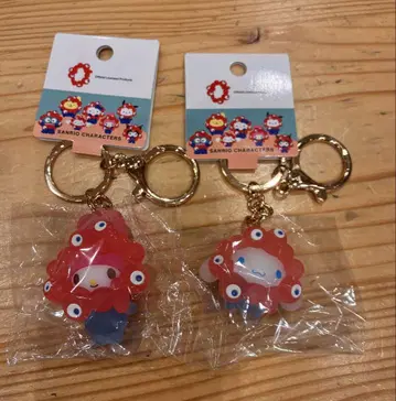 산리오 미야쿠미야쿠 클리어 아크릴 키링 2세트