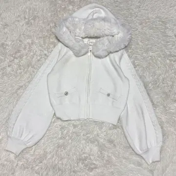 미셸 마카롱 퍼 니트 후디 화이트